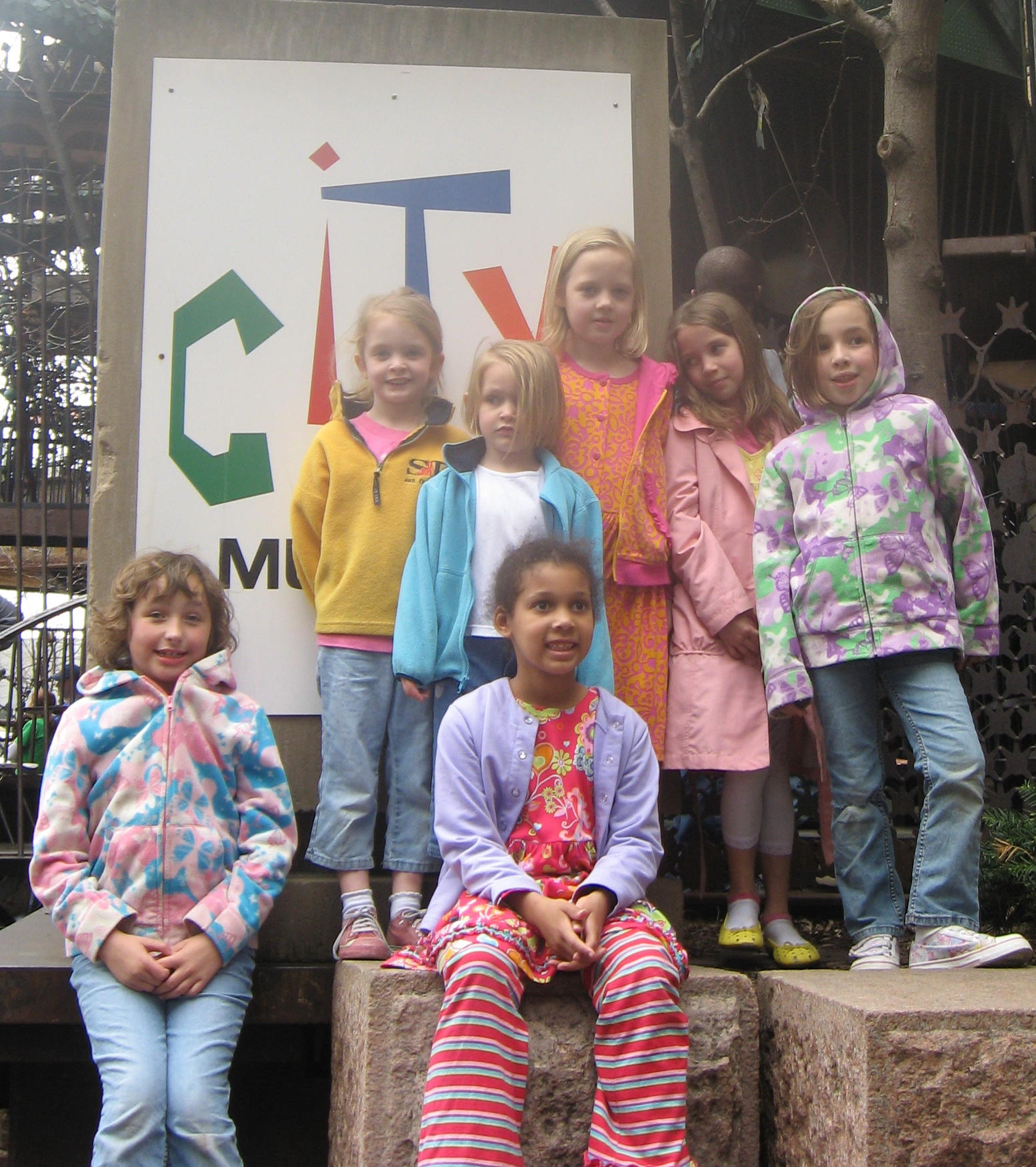  2008_04_19 Girls at City Museum.jpg 